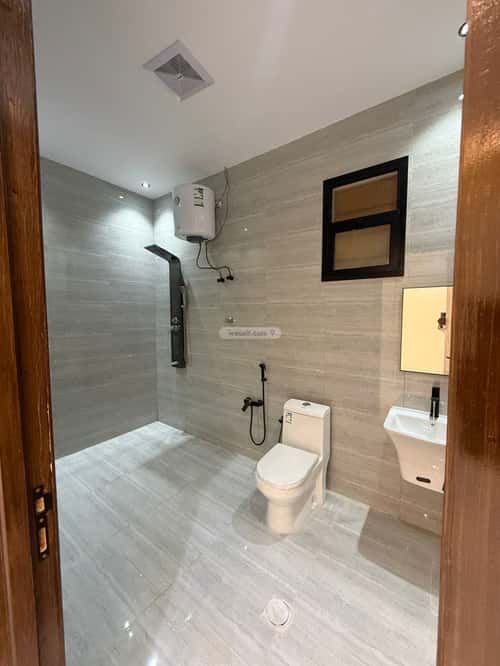 Villa 250 SQM Facing West with 4 Bedrooms Al-Janadriyah, East Riyadh, Riyadh