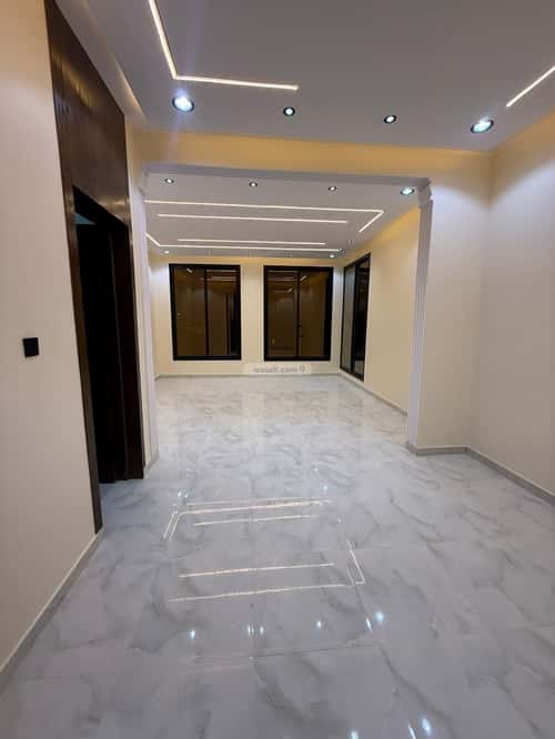 Villa 250 SQM Facing West with 4 Bedrooms Al-Janadriyah, East Riyadh, Riyadh