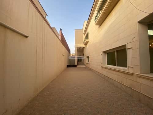 فيلا 840 متر مربع غربية على شارع 15م مغرزات، شمال الرياض، الرياض