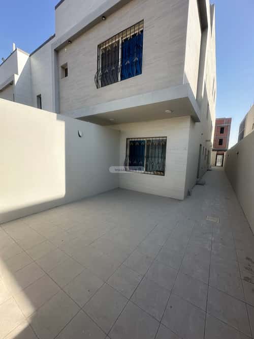 شقة ب 5 غرف الضباب، الدمام