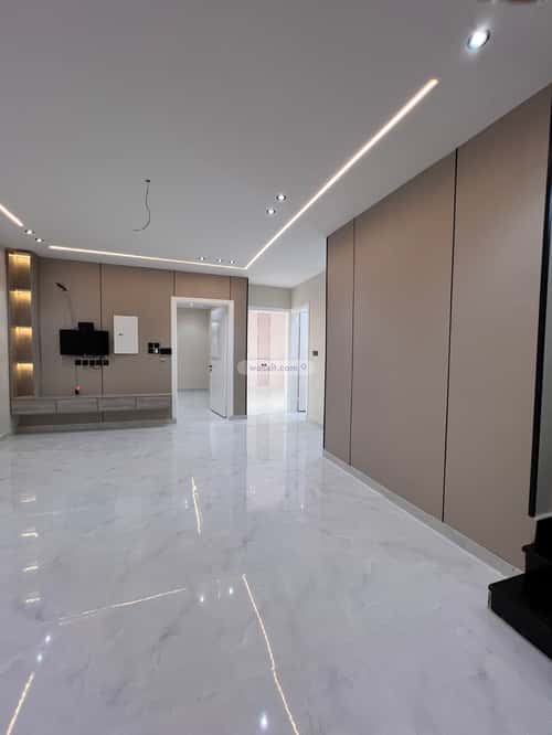 فيلا 355.64 متر مربع شمالية على شارع 15م ريحه، الطائف