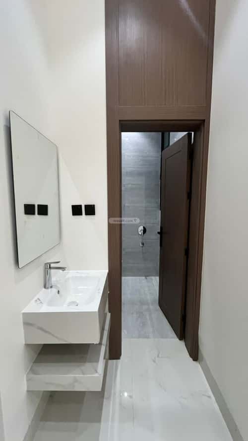 Apartment with 3 Bedrooms Al-Mahdiyah, West Riyadh, Riyadh