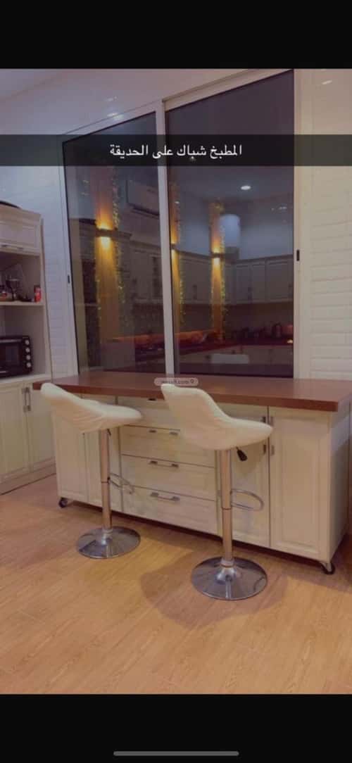 Villa 450 SQM Facing East with 5 Bedrooms Al-Mahdiyah, West Riyadh, Riyadh