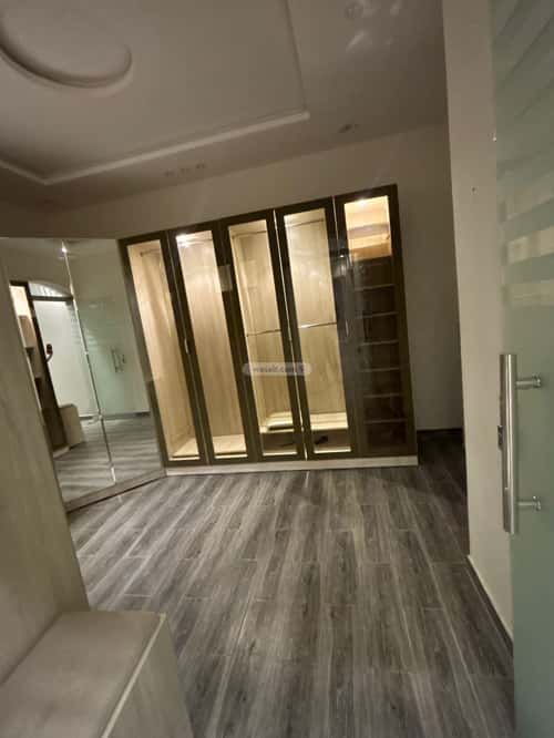 Villa 450 SQM Facing East with 5 Bedrooms Al-Mahdiyah, West Riyadh, Riyadh