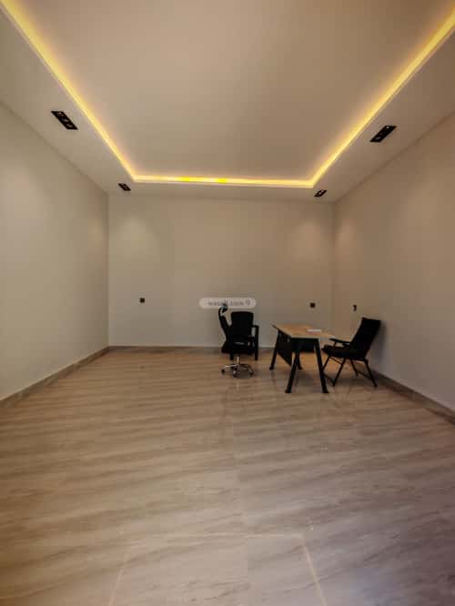 فيلا 400 متر مربع جنوبية شرقية على شارع 20م الرمال، شرق الرياض، الرياض