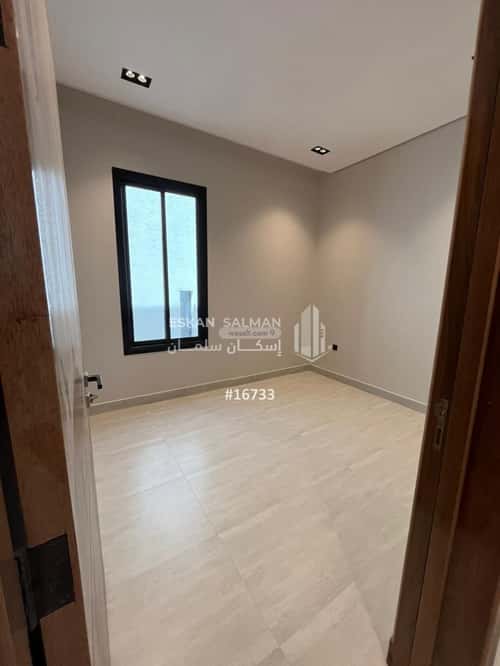 9 bedroom villa in Al Rimal