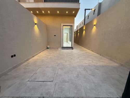 Floor 257.95 SQM with 5 Bedrooms Ar-Rimal, East Riyadh, Riyadh