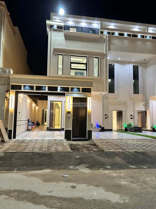 Floor 285.86 SQM with 8 Bedrooms Okaz, South Riyadh, Riyadh