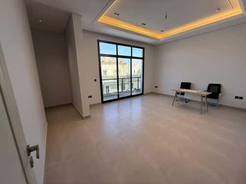 Floor 198.18 SQM with 5 Bedrooms Qurtubah, East Riyadh, Riyadh