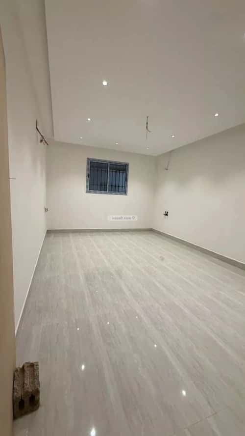 Floor 900 SQM with 7 Bedrooms Dahrat Laban, West Riyadh, Riyadh