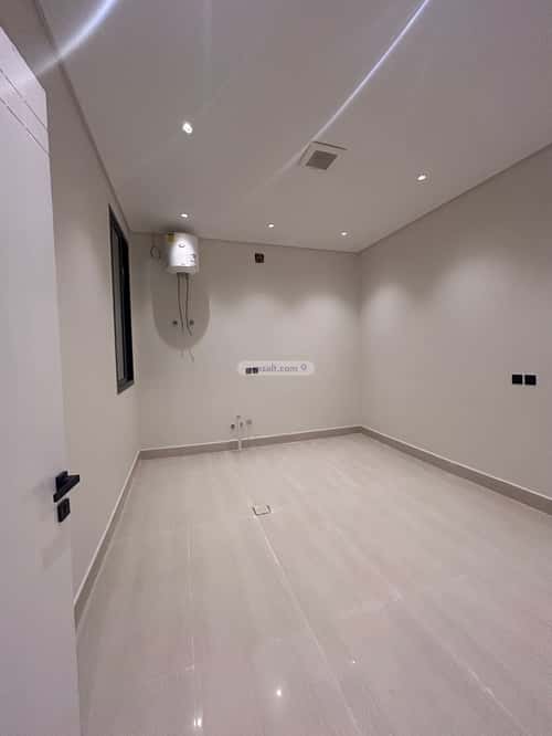 فيلا 8 غرف في طويق