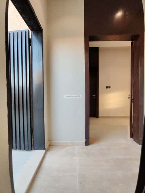 Floor 242 SQM with 5 Bedrooms Al- Nadwah, East Riyadh, Riyadh