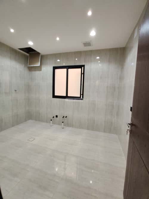 Floor 242.13 SQM with 5 Bedrooms Al- Nadwah, East Riyadh, Riyadh