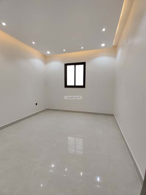 Floor 242 SQM with 5 Bedrooms Al- Nadwah, East Riyadh, Riyadh