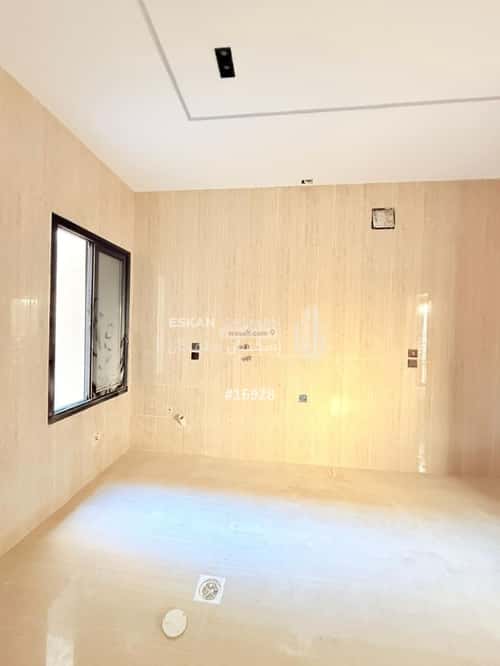 فيلا 369.6 متر مربع شمالية على شارع 30م الشراع، الخبر