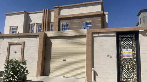 Floor 705 SQM with 6 Bedrooms East Airport, Najran