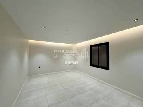 Floor 268 SQM with 6 bedrooms الخالدية، الطائف