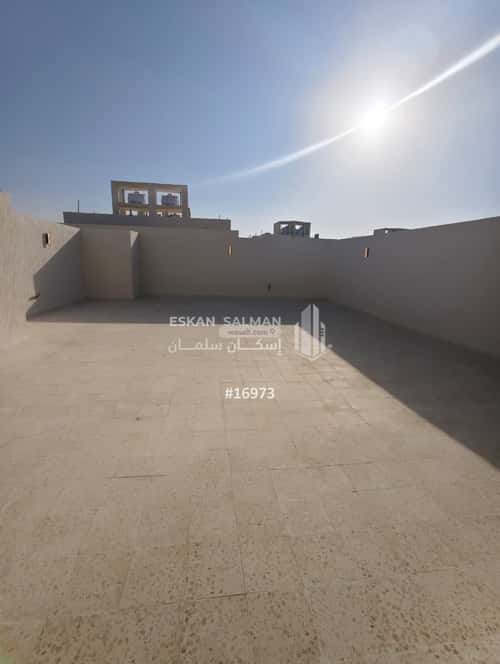 فيلا 291.58 متر مربع غربية على شارع 10م عكاظ، جنوب الرياض، الرياض