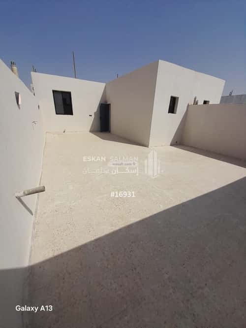 Villa 268 SQM Facing North on 18m Width Street Al-Janadriyah, East Riyadh, Riyadh
