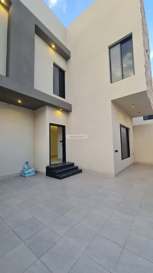 فيلا 518.3 متر مربع شرقية على شارع 15م الظرفة، خميس مشيط