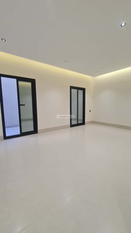 Villa 518.3 SQM Facing East on 15m Width Street The Diriyah, Khamis Mushait