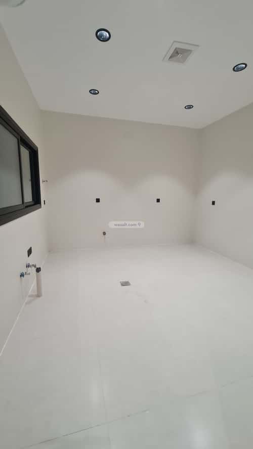 Villa 518.3 SQM Facing East on 15m Width Street The Diriyah, Khamis Mushait