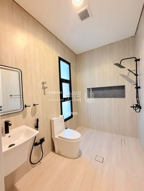 فيلا 420 متر مربع غربية على شارع 40م الأمواج، الخبر