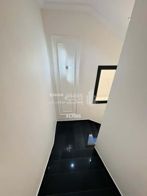 فيلا 389.19 متر مربع غربية على شارع 25م الرحاب، الطائف