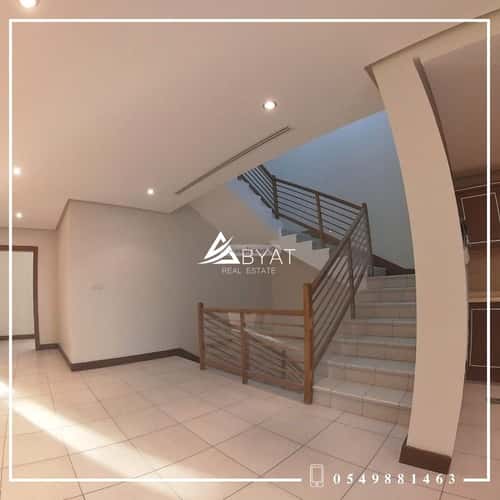 Villa 750 SQM Facing West with 5 Bedrooms Al Shate|E, North Jeddah, Jeddah