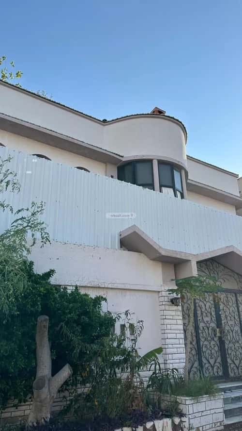 Villa 339.39 SQM Facing North on 12m Width Street Al Sadd District, Alttayif