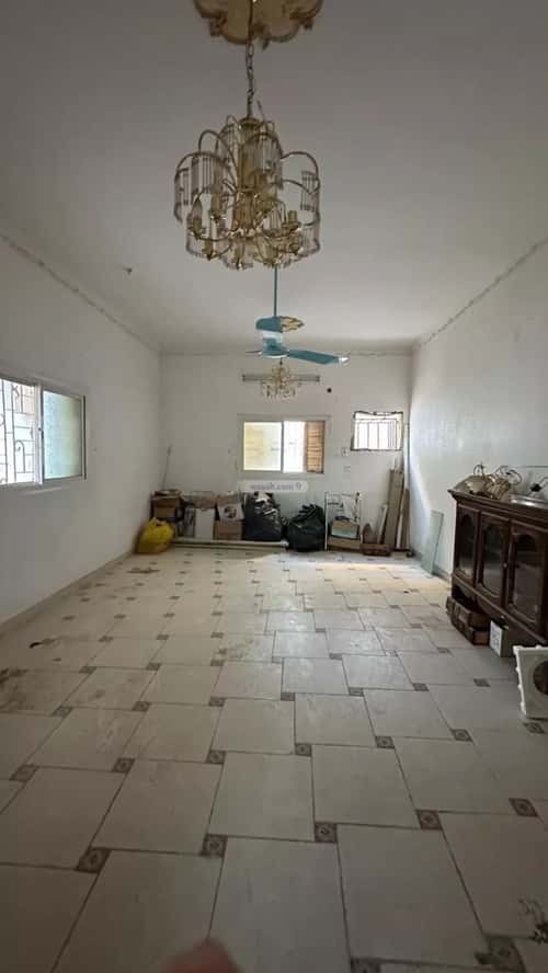 فيلا 339.39 متر مربع شمالية على شارع 12م السداد، الطائف