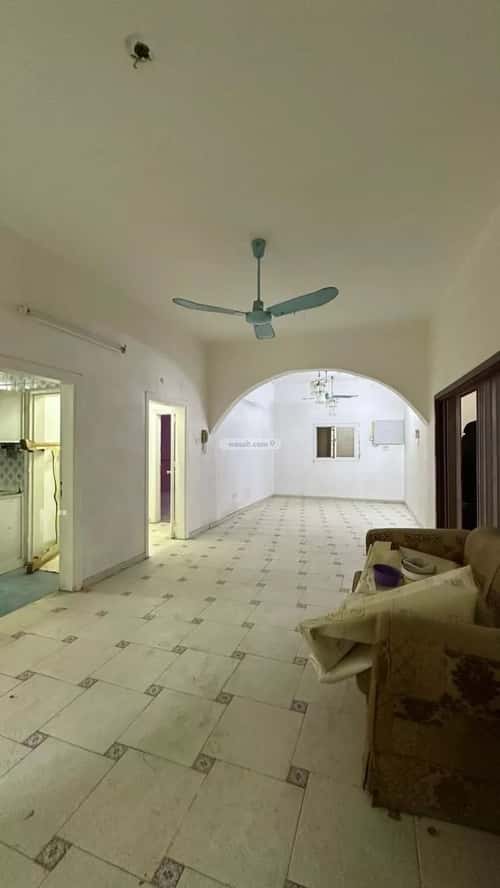 فيلا 339.39 متر مربع شمالية على شارع 12م السداد، الطائف