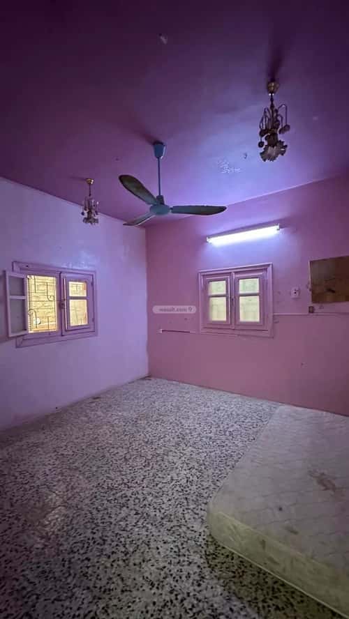 فيلا 339.39 متر مربع شمالية على شارع 12م السداد، الطائف