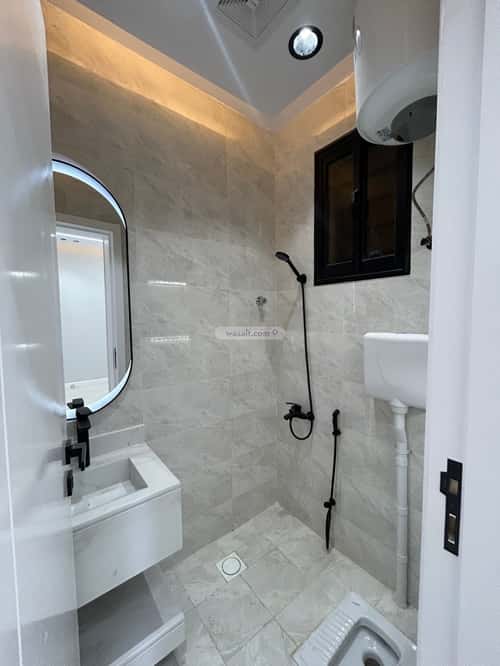 شقة ب 6 غرف اليرموك، خميس مشيط