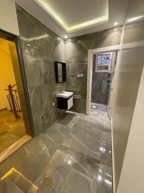 Building 30 SQM Facing East Al-Aqeek, North Riyadh, Riyadh