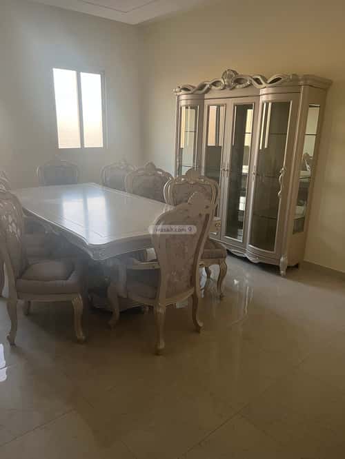 Floor 348 SQM with 5 Bedrooms Al-Yasmeen, North Riyadh, Riyadh