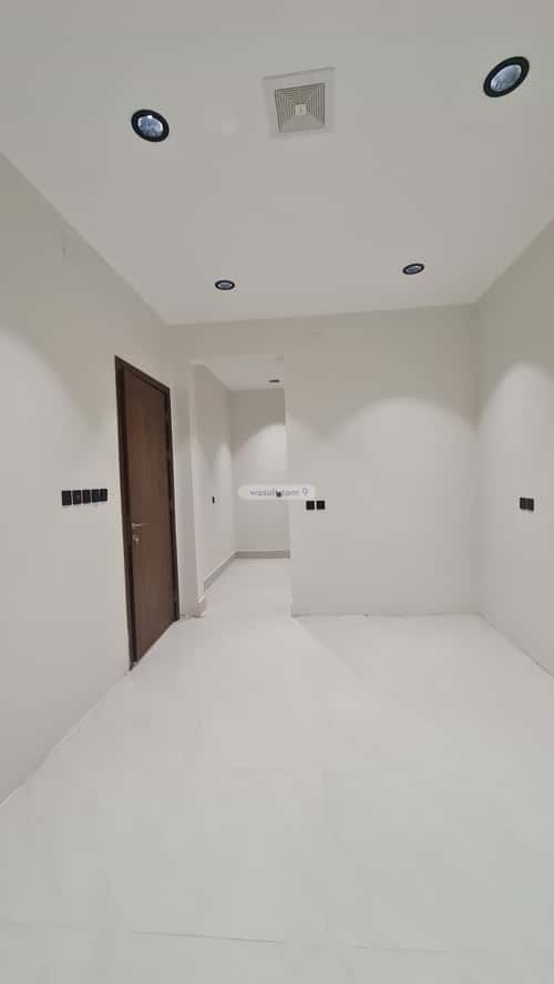 شقة 234 متر مربع ب 7 غرف الجامعيين، خميس مشيط