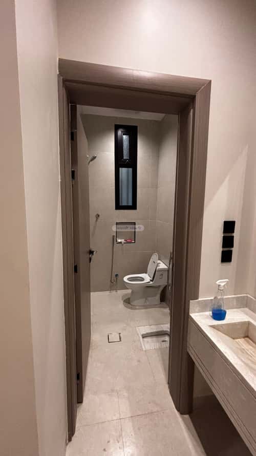 شقة ب 6 غرف الحرابي، خميس مشيط