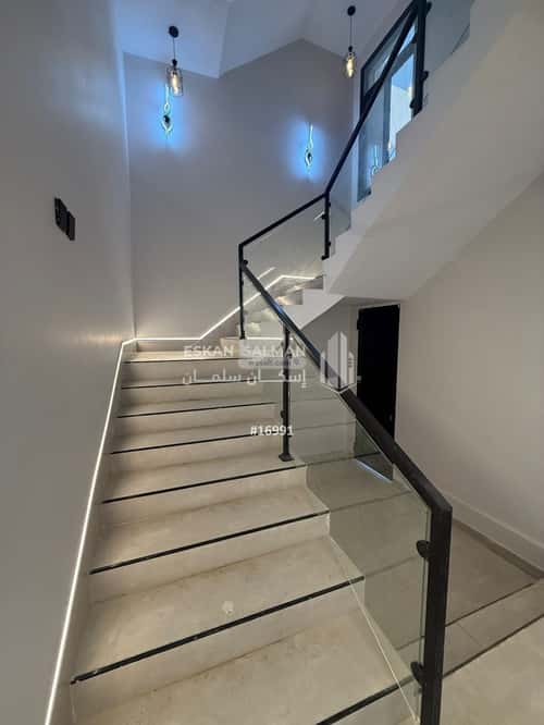 Villa 270 SQM Facing East on 25m Width Street Al Fanar, Al Jumum - Bahra