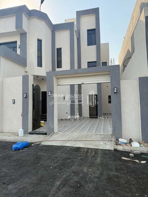 Villa 270 SQM Facing East on 25m Width Street Al Fanar, Al Jumum - Bahra
