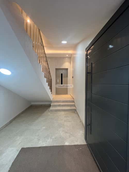 شقة ب 7 غرف المعلاة، أحد رفيدة