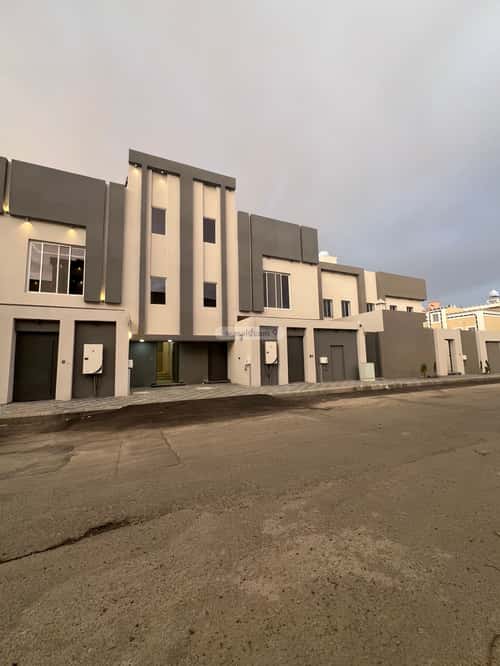 شقة ب 7 غرف المعلاة، أحد رفيدة