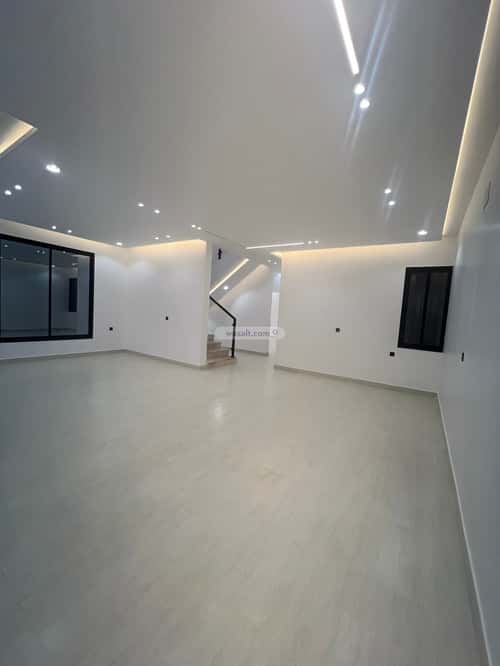 شقة ب 7 غرف المعلاة، أحد رفيدة