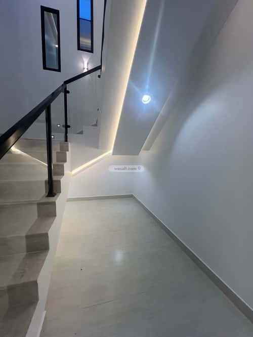 شقة ب 7 غرف المعلاة، أحد رفيدة