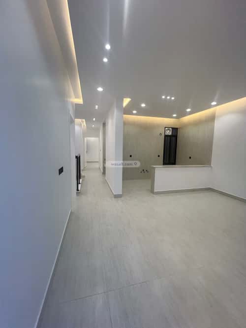 شقة ب 7 غرف المعلاة، أحد رفيدة