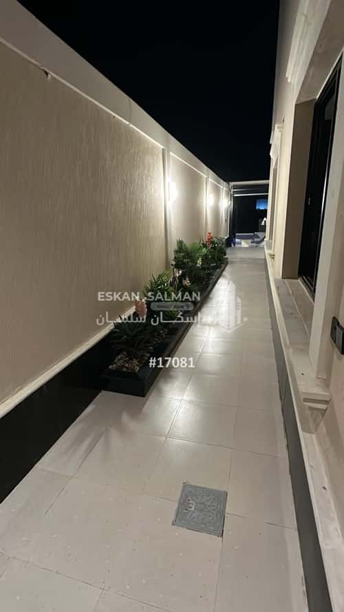 Floor 345 SQM with 5 Bedrooms Al-Bariyah, South Riyadh, Riyadh