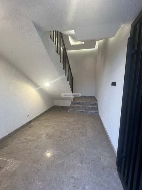 شقة ب 8 غرف شمال التضامن، خميس مشيط