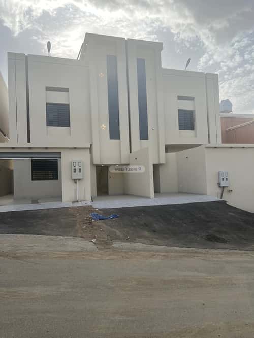 شقة ب 7 غرف التعاون، خميس مشيط