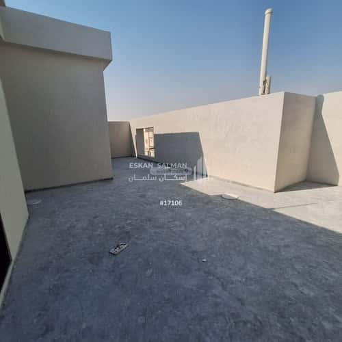 فيلا 247.35 متر مربع شمالية على شارع 18م ضاحية الملك فهد، الدمام