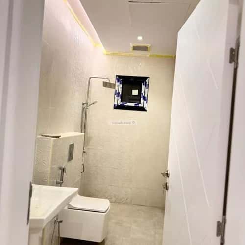 Apartment with 4 Bedrooms Hay Al Mubaoth, Madinah